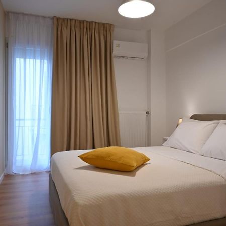 Modern Two Bedroom Apartment At Koukaki Athens Luaran gambar
