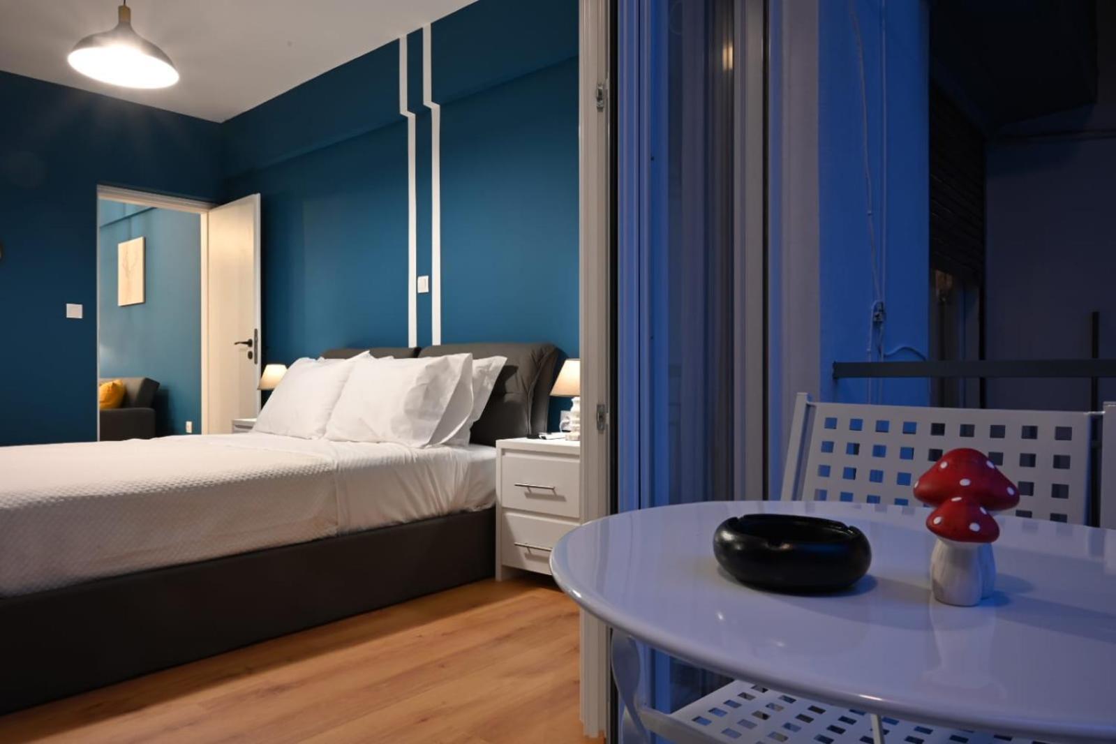 Modern Two Bedroom Apartment At Koukaki Athens Luaran gambar
